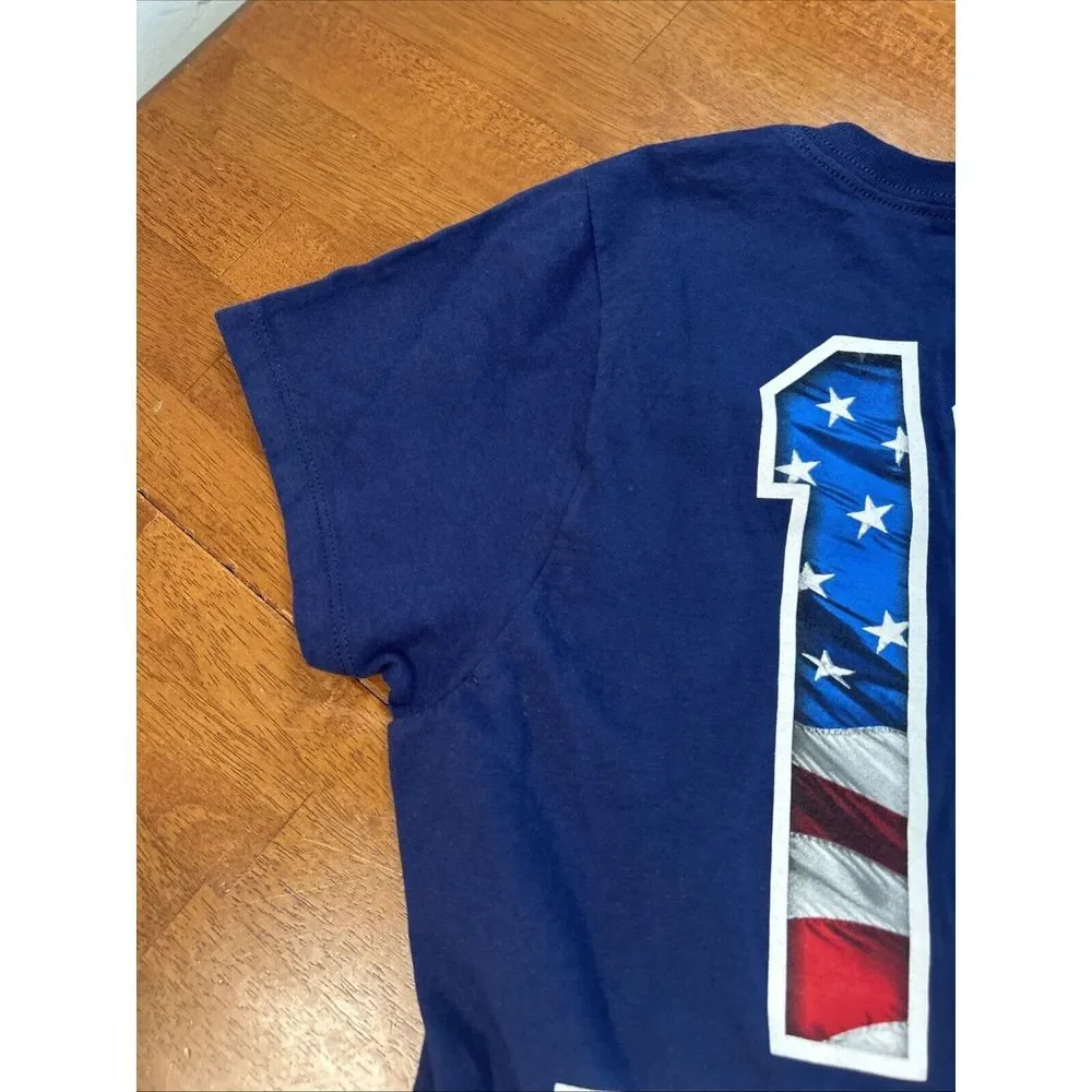 Boston Red Sox MLB V Neck Shirt Women's Size Medium American Flag USA